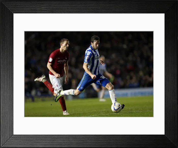 Framed Print : Brighton & Hove Albion's Will Buckley Narrowly Misses Late Goal Against Nottingham Forest, Npower Championship, December 15, 2012 Framed Print : Brighton & Hove Albion's Will Buckley Narrowly Misses Late Goal Against Nottingham Forest, Npower Championship, December 15, 2012