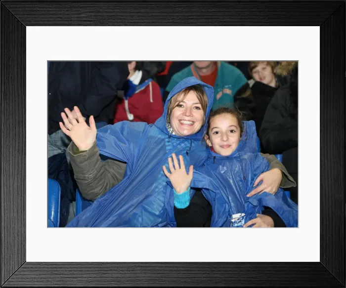 Framed Print : Brighton & Hove Albion: Electric Atmosphere - The Amex Stadium Crowd Shots (2012-2013) Framed Print : Brighton & Hove Albion: Electric Atmosphere - The Amex Stadium Crowd Shots (2012-2013)