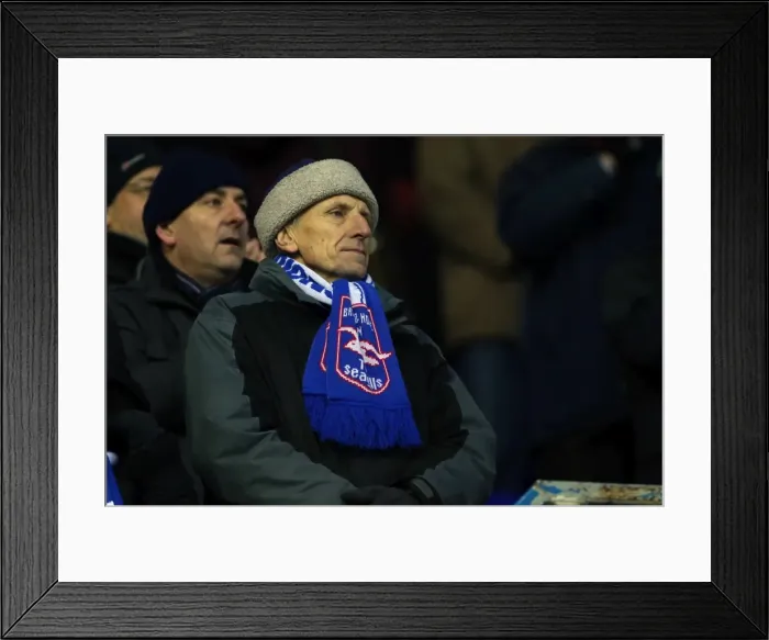 Framed Print : Brighton & Hove Albion vs Birmingham City: 2012-13 Away Game Framed Print : Brighton & Hove Albion vs Birmingham City: 2012-13 Away Game