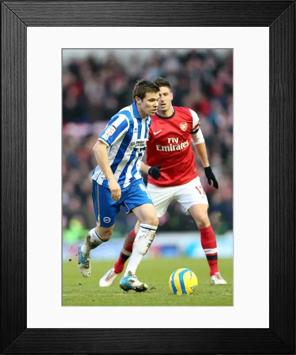 Framed Print : Brighton & Hove Albion vs Arsenal: A Home Battle (2012-13 Season) Framed Print : Brighton & Hove Albion vs Arsenal: A Home Battle (2012-13 Season)