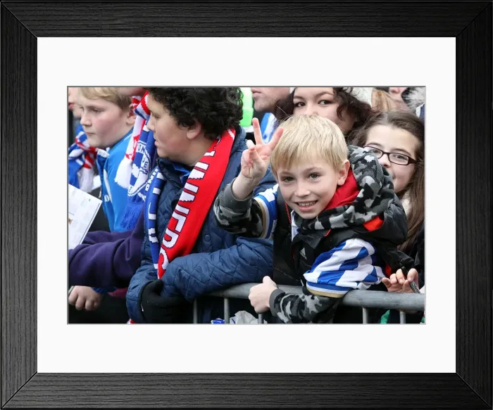 Framed Print : Brighton & Hove Albion vs Arsenal: 2012-13 Home Game Framed Print : Brighton & Hove Albion vs Arsenal: 2012-13 Home Game