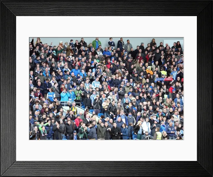 Framed Print : Brighton & Hove Albion vs Arsenal: A Home Battle (2012-13 Season) Framed Print : Brighton & Hove Albion vs Arsenal: A Home Battle (2012-13 Season)