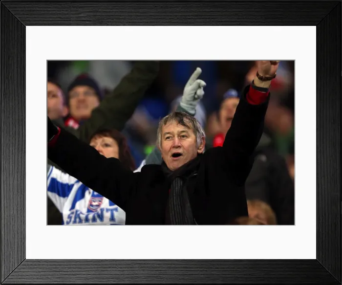 Framed Print : Brighton & Hove Albion vs. Cardiff City (Away) - Season 2012-13: A Fight at Cardiff (19-02-2013) Framed Print : Brighton & Hove Albion vs. Cardiff City (Away) - Season 2012-13: A Fight at Cardiff (19-02-2013)