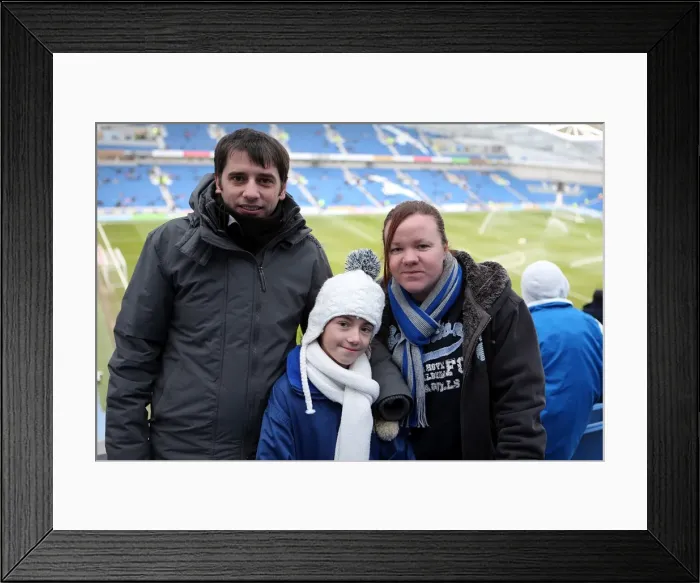 Framed Print : Brighton & Hove Albion FC: Electric Atmosphere at The Amex (2012-2013) - Crowd Shots Framed Print : Brighton & Hove Albion FC: Electric Atmosphere at The Amex (2012-2013) - Crowd Shots