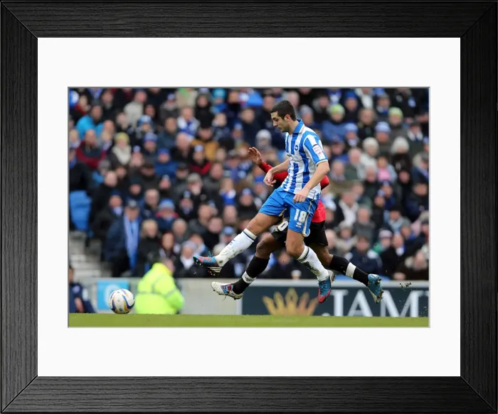 Framed Print : Gary Dicker Wins Possession: Brighton & Hove Albion vs Huddersfield Town, Npower Championship, March 2, 2013 Framed Print : Gary Dicker Wins Possession: Brighton & Hove Albion vs Huddersfield Town, Npower Championship, March 2, 2013