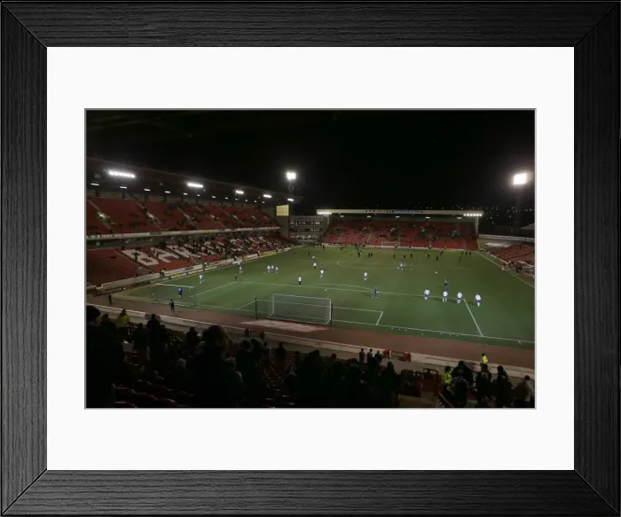 Framed Print : Brighton & Hove Albion vs Barnsley: Away Game - March 12, 2013 (Season 2012-13)