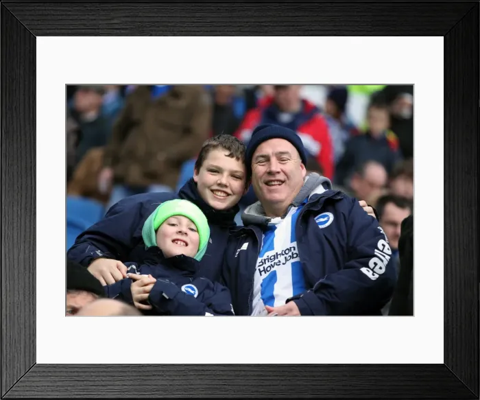 Framed Print : Brighton and Hove Albion: Electric Atmosphere - Crowd Shots from The Amex Stadium (2012-2013) Framed Print : Brighton and Hove Albion: Electric Atmosphere - Crowd Shots from The Amex Stadium (2012-2013)