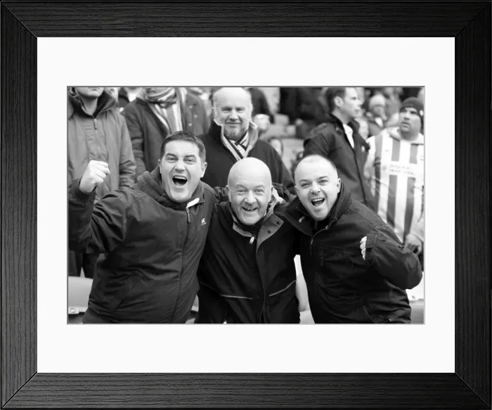 Framed Print : Unforgettable Crowd Moments at The Amex Stadium: Brighton & Hove Albion (2012-13) Framed Print : Unforgettable Crowd Moments at The Amex Stadium: Brighton & Hove Albion (2012-13)
