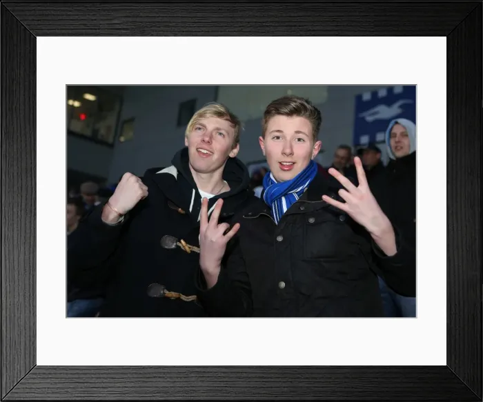 Framed Print : Brighton and Hove Albion: Electric Atmosphere - Crowd Shots from The Amex Stadium (2012-2013) Framed Print : Brighton and Hove Albion: Electric Atmosphere - Crowd Shots from The Amex Stadium (2012-2013)