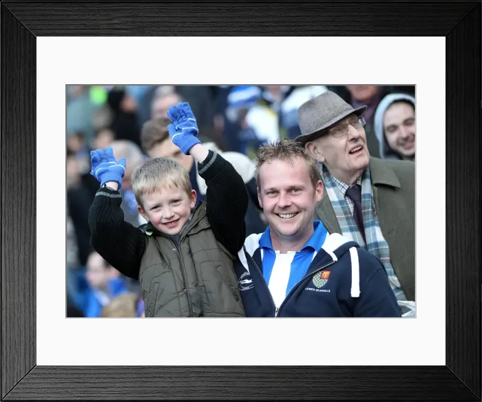 Framed Print : Brighton & Hove Albion: The Electric Atmosphere at The Amex (2012-2013) - Fans in Action Framed Print : Brighton & Hove Albion: The Electric Atmosphere at The Amex (2012-2013) - Fans in Action