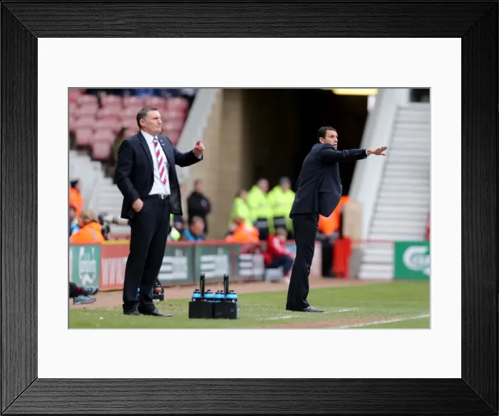 Framed Print : Gus Poyet and Tony Mobray Clash in Middlesbrough vs. Brighton & Hove Albion, Championship Showdown (April 13, 2013) Framed Print : Gus Poyet and Tony Mobray Clash in Middlesbrough vs. Brighton & Hove Albion, Championship Showdown (April 13, 2013)