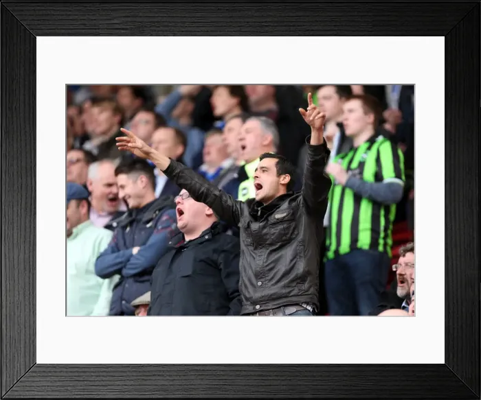Framed Print : Brighton & Hove Albion vs Middlesbrough: 2012-13 Away Game Framed Print : Brighton & Hove Albion vs Middlesbrough: 2012-13 Away Game