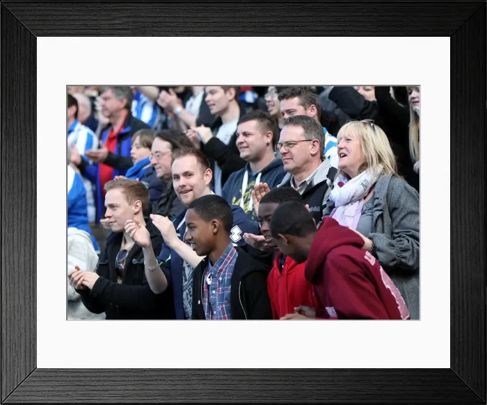 Framed Print : Brighton & Hove Albion vs. Blackpool: 2012-13 Home Game Framed Print : Brighton & Hove Albion vs. Blackpool: 2012-13 Home Game