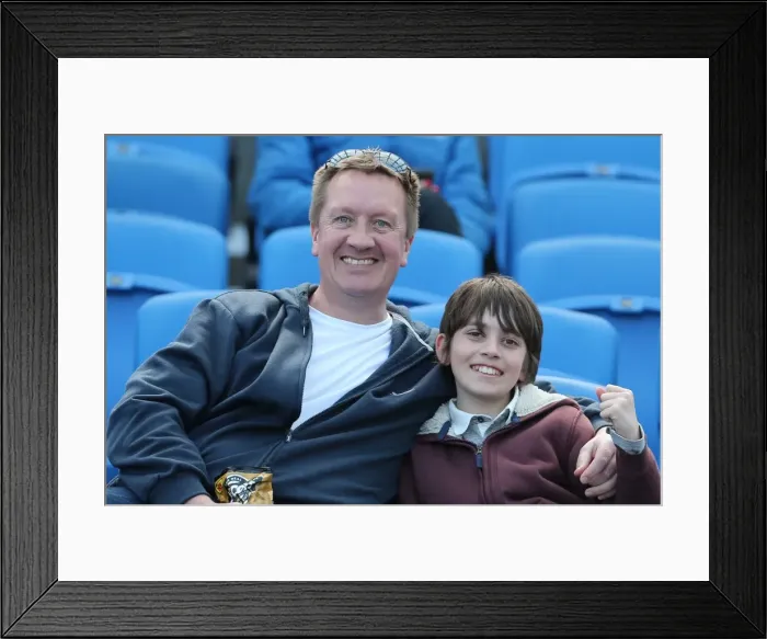 Framed Print : Brighton & Hove Albion: Electric Atmosphere at The Amex (2012-13) - Crowd Shots Framed Print : Brighton & Hove Albion: Electric Atmosphere at The Amex (2012-13) - Crowd Shots