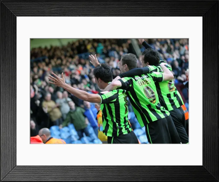 Framed Print : Brighton & Hove Albion vs. Leeds United: 2012-13 Away Game Framed Print : Brighton & Hove Albion vs. Leeds United: 2012-13 Away Game