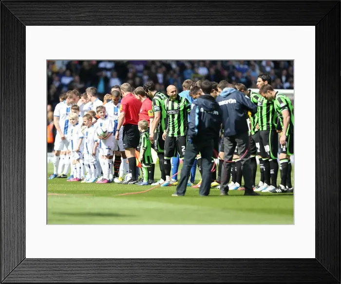 Framed Print : Brighton & Hove Albion vs. Leeds United: 2012-13 Away Game