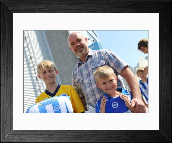 Framed Print : Brighton & Hove Albion FC: Fan Interaction - September 2013 Club Shop Signing Event: Crowd Shots Framed Print : Brighton & Hove Albion FC: Fan Interaction - September 2013 Club Shop Signing Event: Crowd Shots