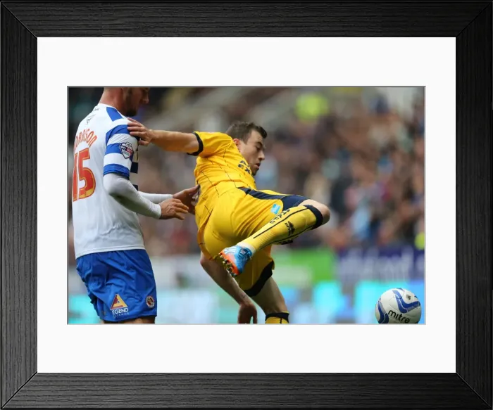 Framed Print : Brighton & Hove Albion vs. Reading (Away) - 15-09-2013: 2013-14 Season Framed Print : Brighton & Hove Albion vs. Reading (Away) - 15-09-2013: 2013-14 Season