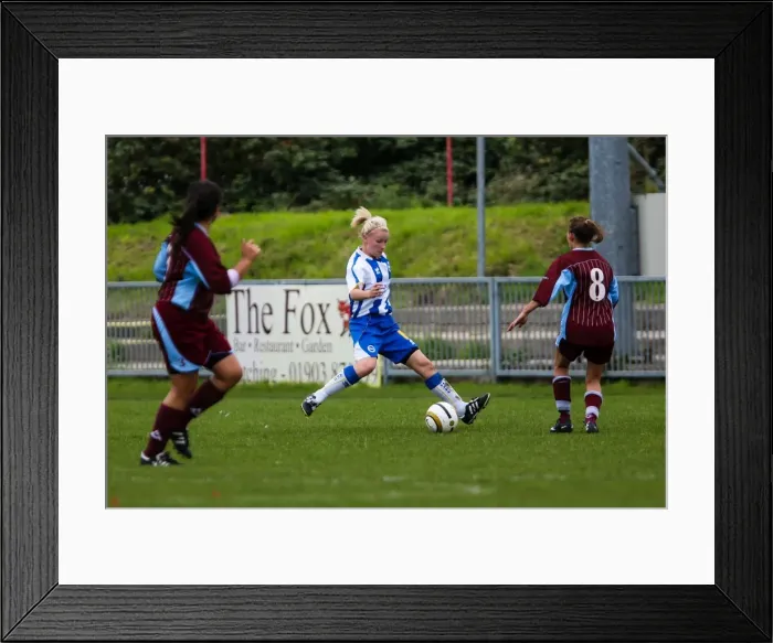 Framed Print : Brighton & Hove Albion Women's Football: 2013-14 Season - Chesham Match Framed Print : Brighton & Hove Albion Women's Football: 2013-14 Season - Chesham Match