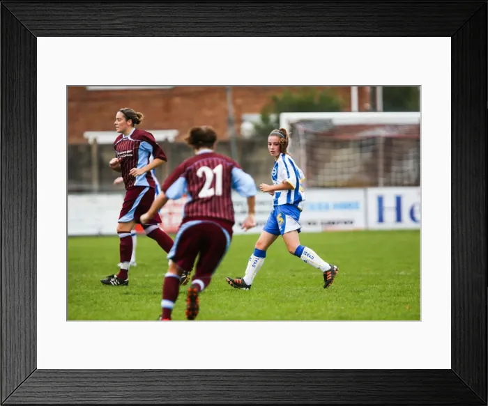 Framed Print : Brighton & Hove Albion Women's Football: 2013-14 Season - Chesham Match Framed Print : Brighton & Hove Albion Women's Football: 2013-14 Season - Chesham Match