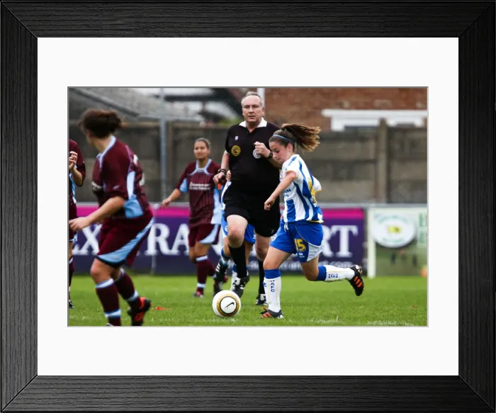 Framed Print : Brighton & Hove Albion Women's Football: 2013-14 Season - Chesham Match Framed Print : Brighton & Hove Albion Women's Football: 2013-14 Season - Chesham Match