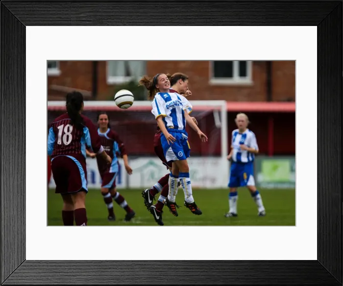 Framed Print : Brighton & Hove Albion Women's Football: 2013-14 Season - Chesham Match Framed Print : Brighton & Hove Albion Women's Football: 2013-14 Season - Chesham Match