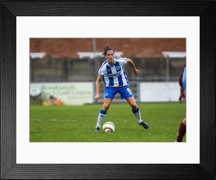 Framed Print : Brighton & Hove Albion Women's Football: 2013-14 Season - Chesham Match Framed Print : Brighton & Hove Albion Women's Football: 2013-14 Season - Chesham Match