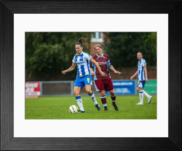 Framed Print : Brighton & Hove Albion Women's Football: 2013-14 Season - Chesham Match Framed Print : Brighton & Hove Albion Women's Football: 2013-14 Season - Chesham Match