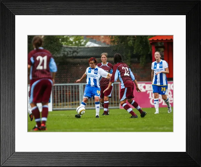 Framed Print : Brighton & Hove Albion Women's Football: 2013-14 Season - Match Against Chesham Framed Print : Brighton & Hove Albion Women's Football: 2013-14 Season - Match Against Chesham