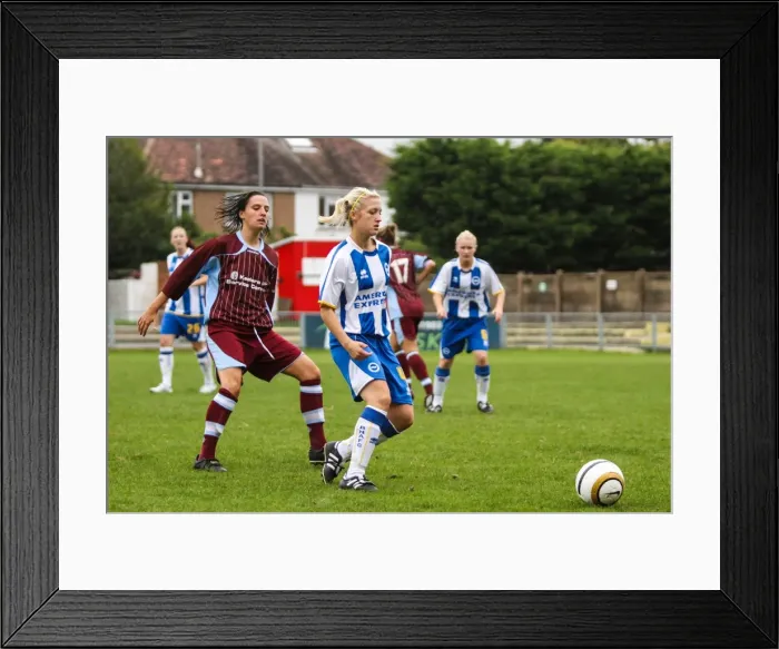 Framed Print : Brighton & Hove Albion Women's Football: 2013-14 Season - Match Against Chesham Framed Print : Brighton & Hove Albion Women's Football: 2013-14 Season - Match Against Chesham
