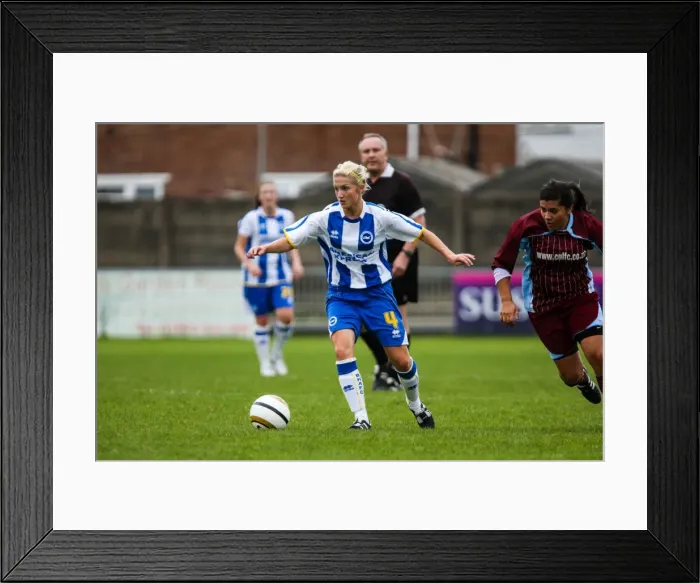 Framed Print : Brighton & Hove Albion Women's Football: 2013-14 Season - Chesham Match Framed Print : Brighton & Hove Albion Women's Football: 2013-14 Season - Chesham Match