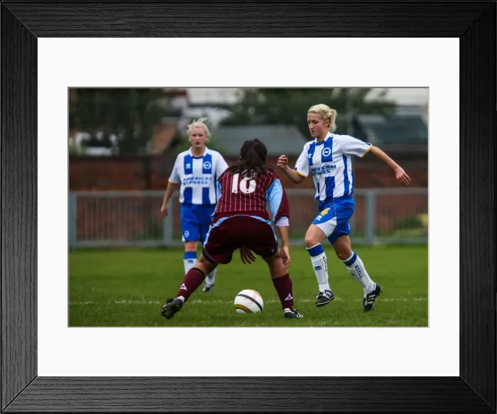 Framed Print : Brighton & Hove Albion Women vs. Chesham: 2013-14 Season Framed Print : Brighton & Hove Albion Women vs. Chesham: 2013-14 Season
