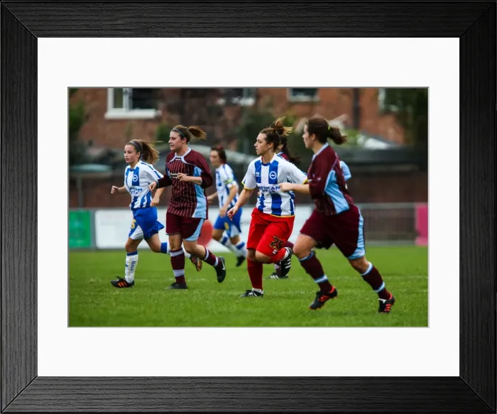Framed Print : Brighton & Hove Albion Women's Football: 2013-14 Season - Chesham Match Framed Print : Brighton & Hove Albion Women's Football: 2013-14 Season - Chesham Match