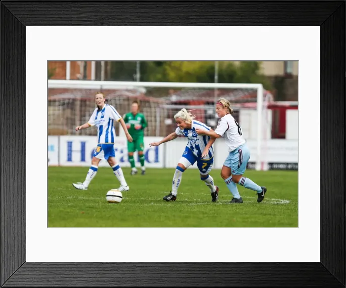 Framed Print : Brighton & Hove Albion vs. West Ham United: 2013-14 Women's Football Match