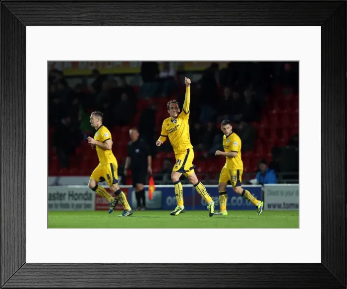 Framed Print : Brighton & Hove Albion vs Doncaster Rovers (Away): 02-11-2013 - 2013-14 Season Framed Print : Brighton & Hove Albion vs Doncaster Rovers (Away): 02-11-2013 - 2013-14 Season