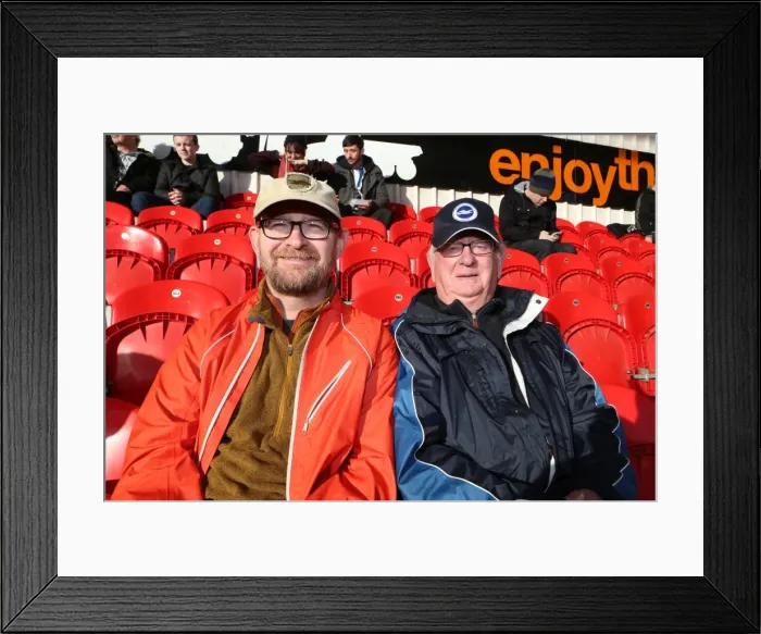 Framed Print : Brighton & Hove Albion vs Doncaster Rovers: 2013-14 Away Game (02-11-2013) Framed Print : Brighton & Hove Albion vs Doncaster Rovers: 2013-14 Away Game (02-11-2013)