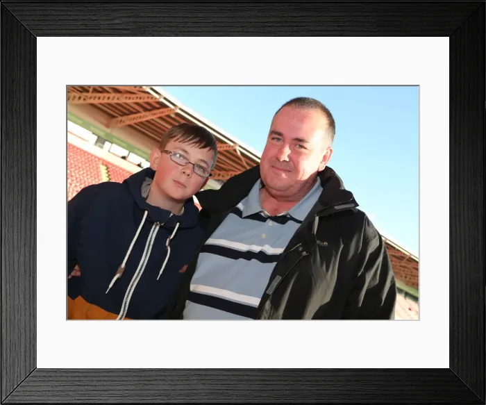 Framed Print : Brighton & Hove Albion vs Doncaster Rovers: 2013-14 Season - Away Game Framed Print : Brighton & Hove Albion vs Doncaster Rovers: 2013-14 Season - Away Game