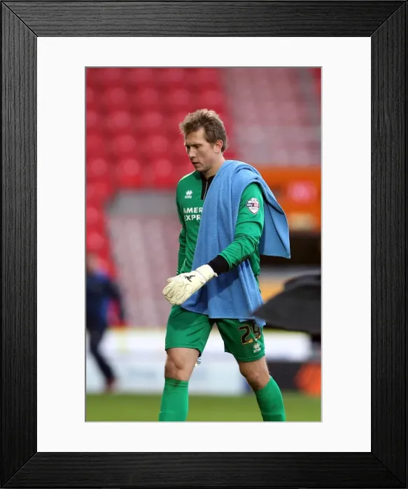 Framed Print : Brighton & Hove Albion vs Doncaster Rovers (Away): 2013-14 Season - 02-11-2013 Framed Print : Brighton & Hove Albion vs Doncaster Rovers (Away): 2013-14 Season - 02-11-2013