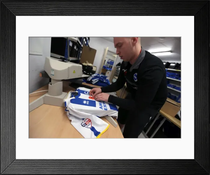Framed Print : Brighton & Hove Albion vs. Blackburn Rovers (09-11-2013) - Home Game, 2013-14 Season Framed Print : Brighton & Hove Albion vs. Blackburn Rovers (09-11-2013) - Home Game, 2013-14 Season