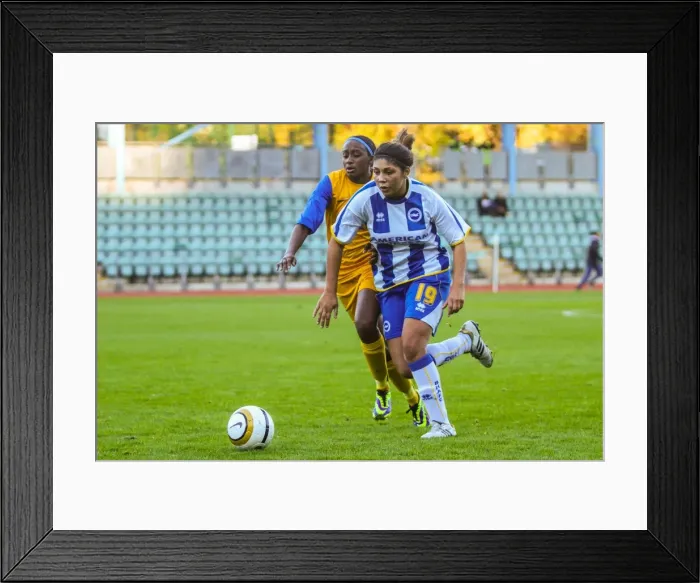 Framed Print : Brighton & Hove Albion vs. Gillingham: 2013-14 Women's Football Match Framed Print : Brighton & Hove Albion vs. Gillingham: 2013-14 Women's Football Match