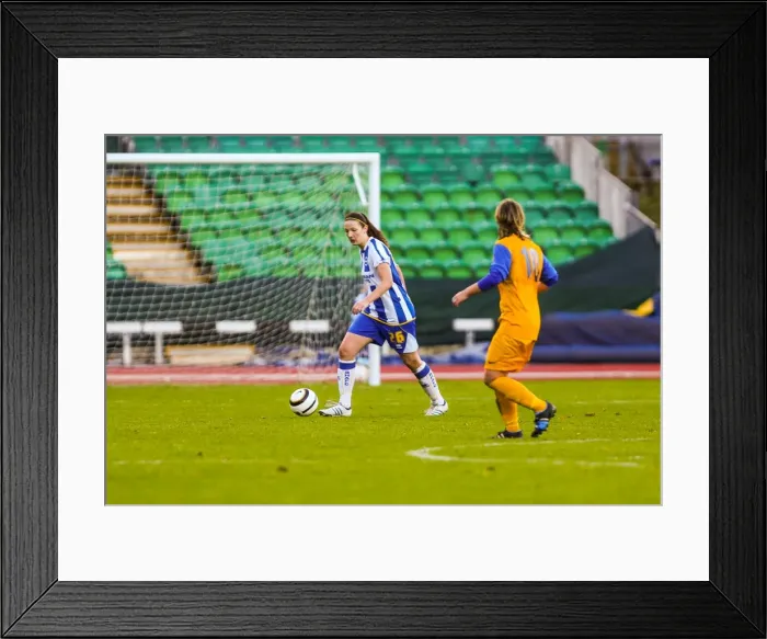 Framed Print : Brighton & Hove Albion vs. Gillingham: 2013-14 Women's Football Match Framed Print : Brighton & Hove Albion vs. Gillingham: 2013-14 Women's Football Match