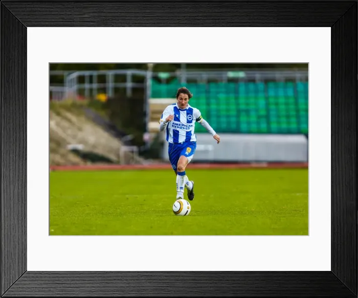 Framed Print : Brighton & Hove Albion vs. Gillingham: 2013-14 Women's Football Match Framed Print : Brighton & Hove Albion vs. Gillingham: 2013-14 Women's Football Match