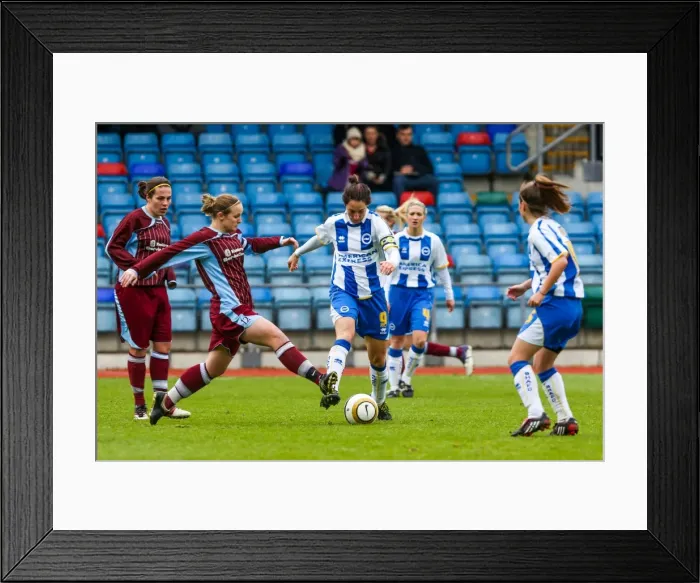 Framed Print : Brighton & Hove Albion Women vs. Chesham (2) - Season 2013-14: A Football Match Framed Print : Brighton & Hove Albion Women vs. Chesham (2) - Season 2013-14: A Football Match