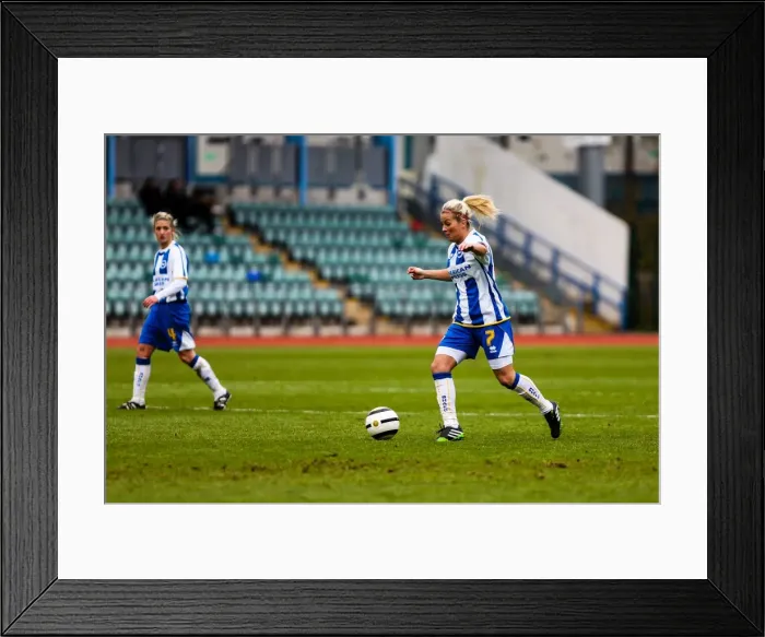 Framed Print : Brighton & Hove Albion Women's Football: Action-Packed Match Against Chesham (2013-14 Season) Framed Print : Brighton & Hove Albion Women's Football: Action-Packed Match Against Chesham (2013-14 Season)