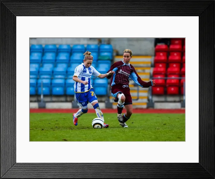 Framed Print : Brighton & Hove Albion Women's Football: Chesham Match (2013-14 Season) - A Action-Packed Game Framed Print : Brighton & Hove Albion Women's Football: Chesham Match (2013-14 Season) - A Action-Packed Game