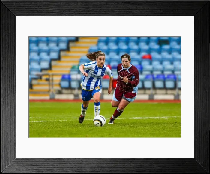 Framed Print : Brighton & Hove Albion Women: 2013-14 Season - Chesham Match Framed Print : Brighton & Hove Albion Women: 2013-14 Season - Chesham Match