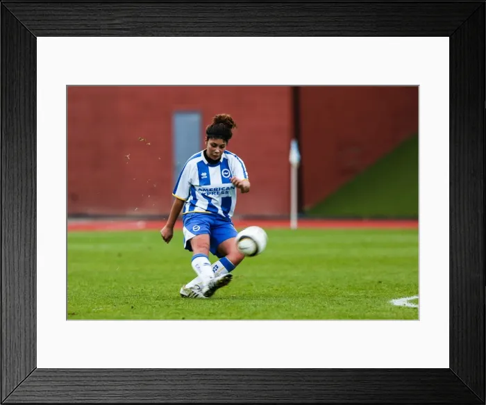 Framed Print : Brighton & Hove Albion Women vs. Chesham (2) - Season 2013-14: A Football Match Framed Print : Brighton & Hove Albion Women vs. Chesham (2) - Season 2013-14: A Football Match