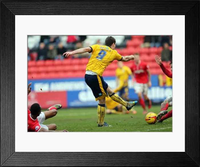 Framed Print : Brighton & Hove Albion vs Charlton Athletic (Away) - 26-12-2013, Season 2013-14 Framed Print : Brighton & Hove Albion vs Charlton Athletic (Away) - 26-12-2013, Season 2013-14