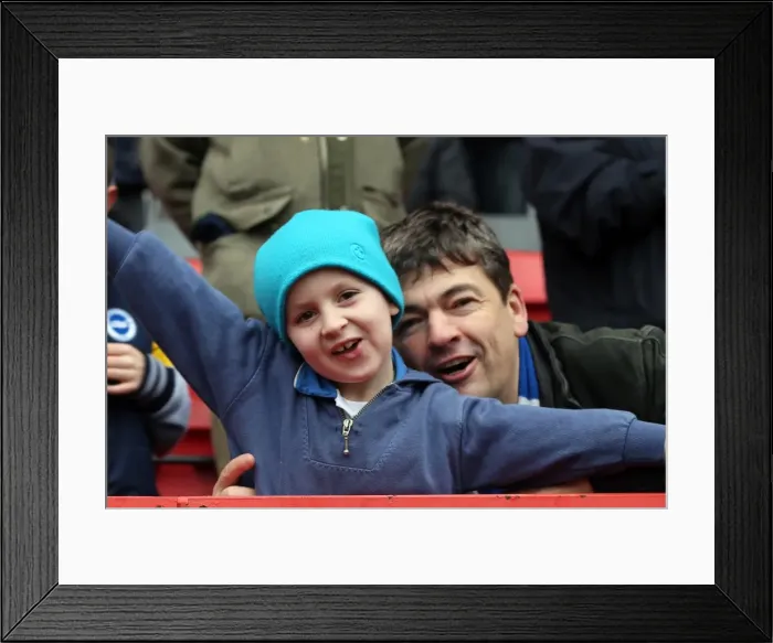 Framed Print : Brighton & Hove Albion vs Charlton Athletic: 2013-14 Away Game (December 26) Framed Print : Brighton & Hove Albion vs Charlton Athletic: 2013-14 Away Game (December 26)