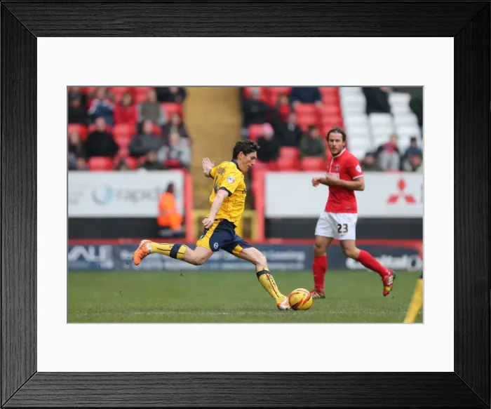 Framed Print : Brighton & Hove Albion vs Charlton Athletic (Away): 26-12-2013 - Season 2013-14 Framed Print : Brighton & Hove Albion vs Charlton Athletic (Away): 26-12-2013 - Season 2013-14